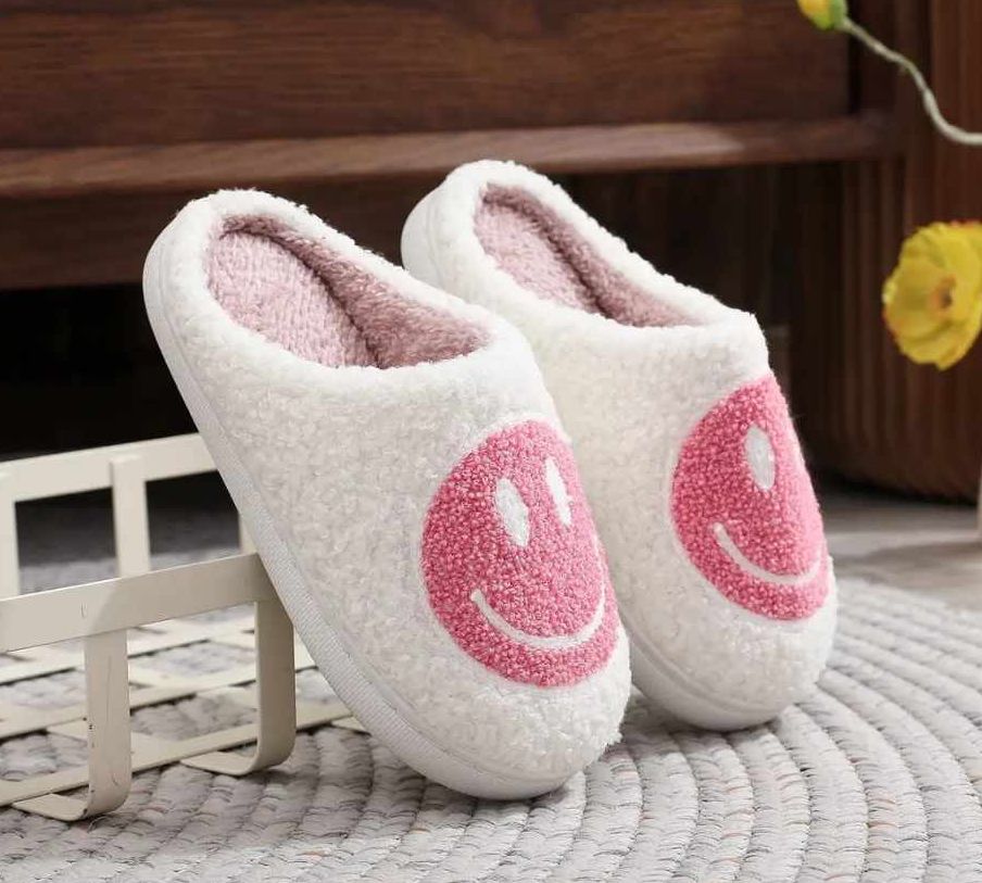 Youth Pink Smiley Slippers